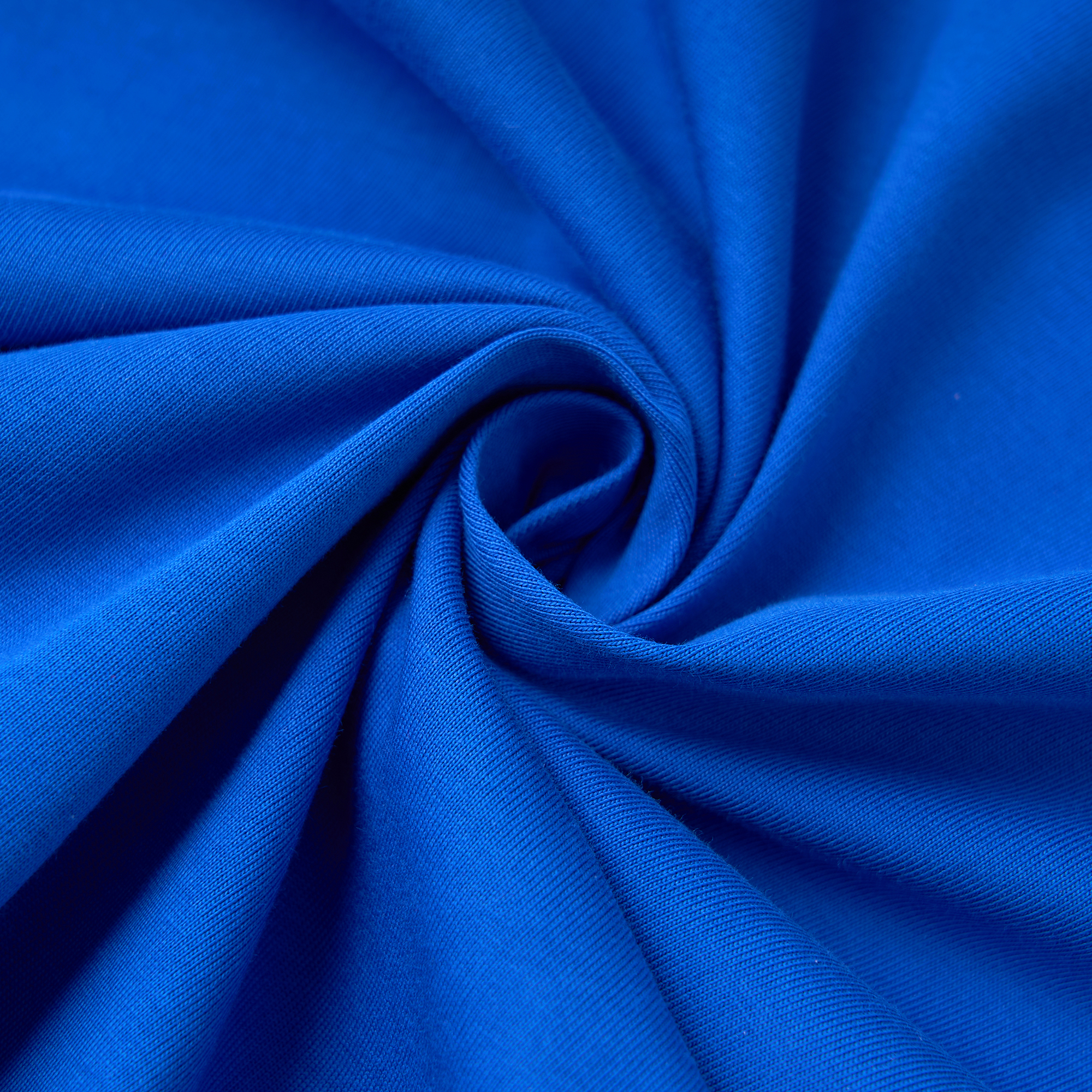 Neat bottom hem stitching